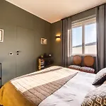 Station - Exclusive 2 Bedrooms Apartman *