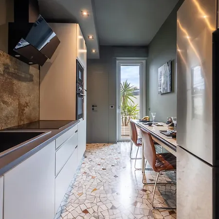 Station - Exclusive 2 Bedrooms 밀라노