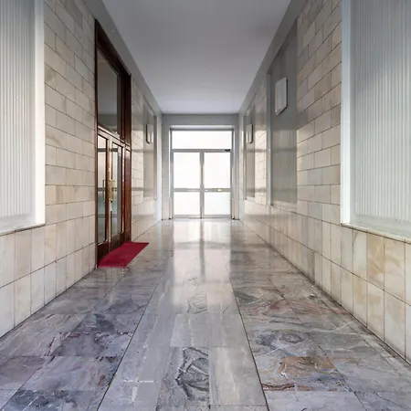 Station - Exclusive 2 Bedrooms Lejlighed *