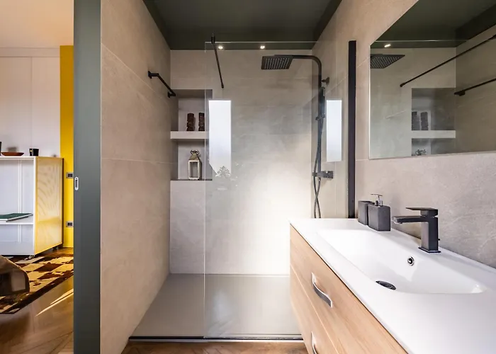 Station - Exclusive 2 Bedrooms Milano